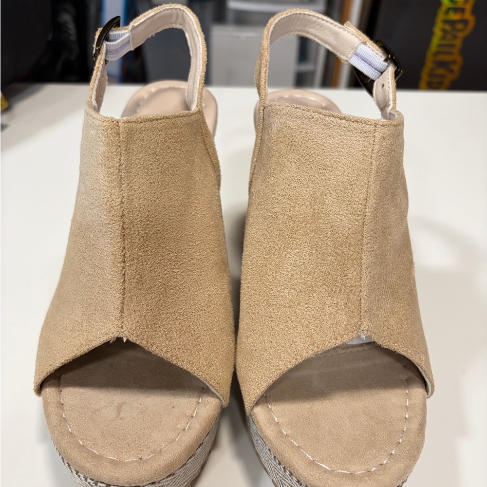 Elegant Tan Suede Women's Wedge Sandals